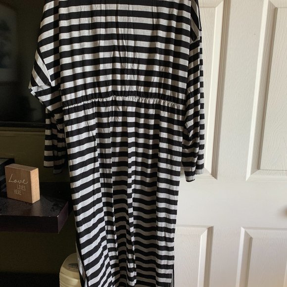 BNWT - Stripe Dress - Picture 3 of 4